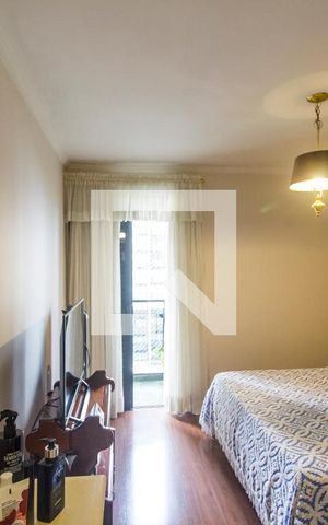 Apartamento à venda com 164m², 3 quartos e 2 vagas Apartamento à venda com 164m², 3 quartos e 2 vagasSuíte