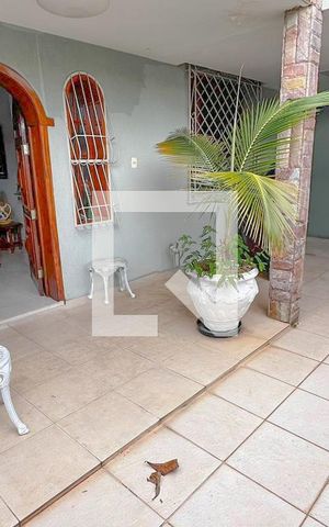 Casa à venda com 360m², 3 quartos e 2 vagasVaranda