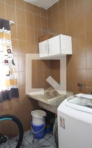 Casa à venda com 196m², 3 quartos e 2 vagasÁrea de Serviço