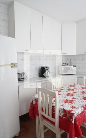 Casa à venda com 196m², 3 quartos e 2 vagasCozinha