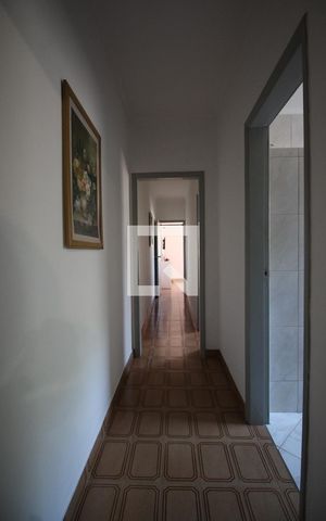 Casa à venda com 196m², 3 quartos e 2 vagasCorredor