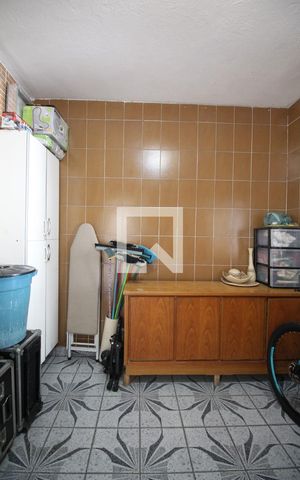 Casa à venda com 196m², 3 quartos e 2 vagasÁrea de Serviço