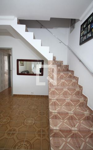 Casa à venda com 196m², 3 quartos e 2 vagasSala