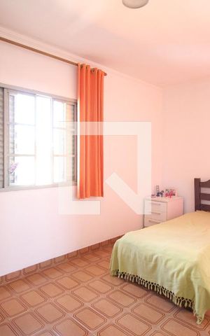 Casa à venda com 196m², 3 quartos e 2 vagasQuarto 2