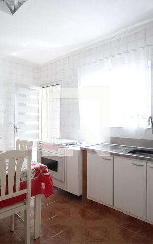 Casa à venda com 196m², 3 quartos e 2 vagasCozinha