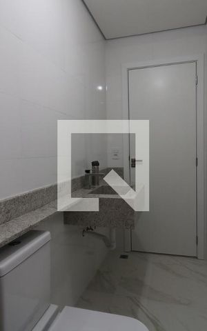 Casa à venda com 190m², 3 quartos e 4 vagasBanheiro da Suíte 3