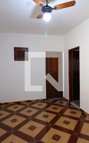 Casa à venda com 374m², 5 quartos e 2 vagasSala de estar