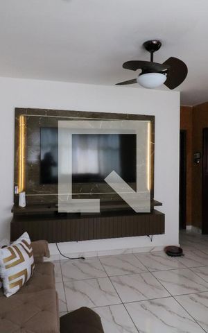 Casa à venda com 374m², 5 quartos e 2 vagasSala