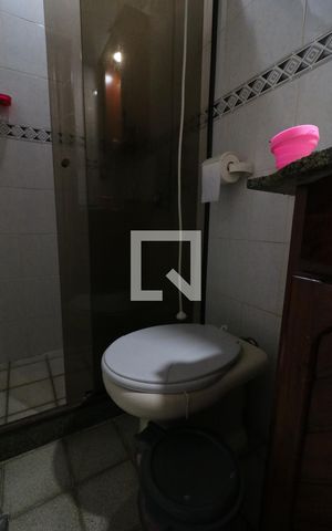 Casa à venda com 374m², 5 quartos e 2 vagasBanheiro Suíte