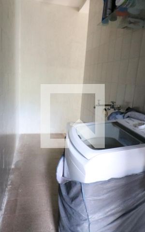 Casa à venda com 374m², 5 quartos e 2 vagasÁrea de Serviço
