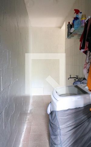 Casa à venda com 374m², 5 quartos e 2 vagasÁrea de Serviço