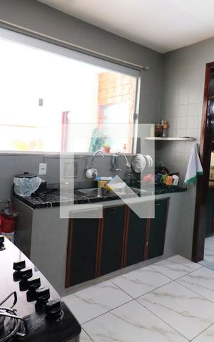 Casa à venda com 374m², 5 quartos e 2 vagasCozinha