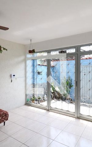 Casa à venda com 374m², 5 quartos e 2 vagasVaranda