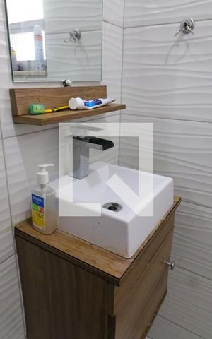 Casa à venda com 374m², 5 quartos e 2 vagasBanheiro social 1