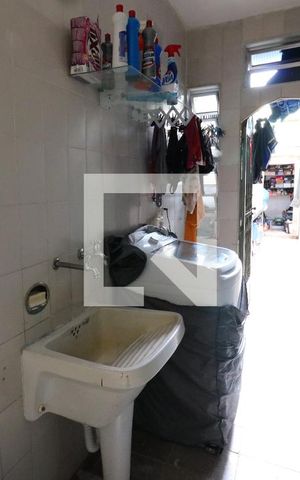 Casa à venda com 374m², 5 quartos e 2 vagasÁrea de Serviço