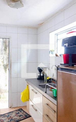 Casa à venda com 450m², 5 quartos e 3 vagas Casa à venda com 450m², 5 quartos e 3 vagasCozinha