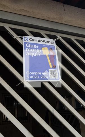 Casa à venda com 450m², 5 quartos e 3 vagas Casa à venda com 450m², 5 quartos e 3 vagasFachada