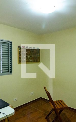 Casa à venda com 450m², 5 quartos e 3 vagas Casa à venda com 450m², 5 quartos e 3 vagasQuarto 2