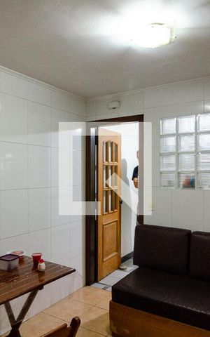 Casa à venda com 450m², 5 quartos e 3 vagas Casa à venda com 450m², 5 quartos e 3 vagasCozinhaCozinha