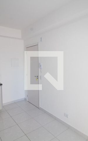 Studio para alugar com 30m², 1 quarto e 1 vaga Studio para alugar com 30m², 1 quarto e 1 vagaSala