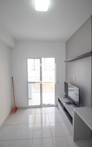 Studio para alugar com 30m², 1 quarto e 1 vaga Studio para alugar com 30m², 1 quarto e 1 vagaSala