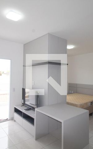Studio para alugar com 30m², 1 quarto e 1 vaga Studio para alugar com 30m², 1 quarto e 1 vagaSala