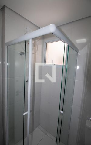 Studio para alugar com 30m², 1 quarto e 1 vaga Studio para alugar com 30m², 1 quarto e 1 vagaBanheiro