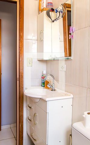 Casa à venda com 250m², 3 quartos e 2 vagas Casa à venda com 250m², 3 quartos e 2 vagasBanheiro da Suíte 2