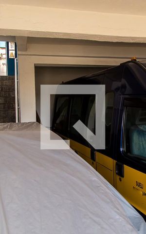 Casa à venda com 250m², 3 quartos e 2 vagas Casa à venda com 250m², 3 quartos e 2 vagasGaragem