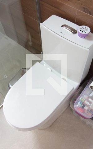 Apartamento à venda com 75m², 3 quartos e 2 vagasBanheiro Social