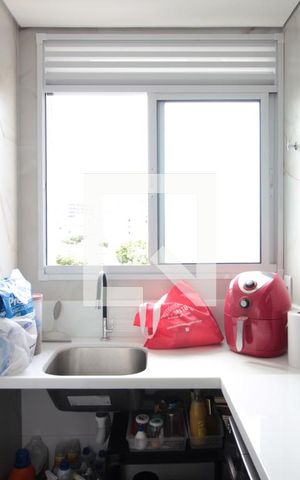 Apartamento à venda com 75m², 3 quartos e 2 vagasCozinha e Área de Serviço