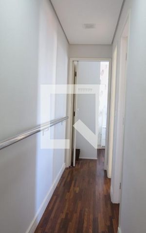 Apartamento para alugar com 53m², 2 quartos e 1 vagaCorredor Entrada Quartos e Banheiro