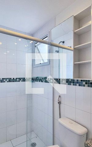 Apartamento à venda com 57m², 2 quartos e 2 vagas Apartamento à venda com 57m², 2 quartos e 2 vagasBanheiro da Suíte 2