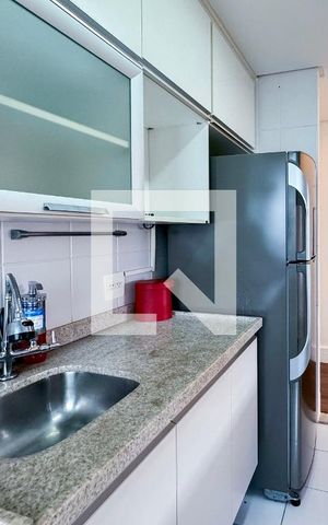 Apartamento à venda com 57m², 2 quartos e 2 vagas Apartamento à venda com 57m², 2 quartos e 2 vagasCozinha