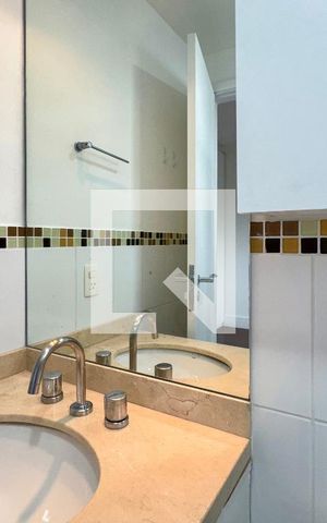 Apartamento à venda com 57m², 2 quartos e 2 vagas Apartamento à venda com 57m², 2 quartos e 2 vagasBanheiro da Suíte 1