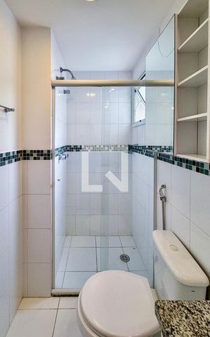 Apartamento à venda com 57m², 2 quartos e 2 vagas Apartamento à venda com 57m², 2 quartos e 2 vagasBanheiro da Suíte 2