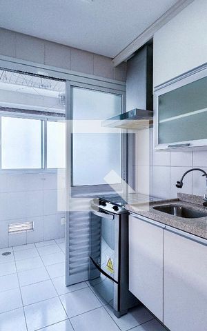 Apartamento à venda com 57m², 2 quartos e 2 vagas Apartamento à venda com 57m², 2 quartos e 2 vagasCozinha