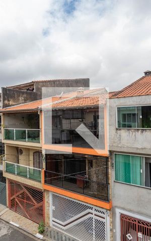 Casa à venda com 225m², 5 quartos e 1 vaga Casa à venda com 225m², 5 quartos e 1 vagaVista da varanda da área de lazer