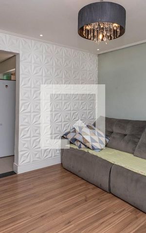 Casa à venda com 225m², 5 quartos e 1 vaga Casa à venda com 225m², 5 quartos e 1 vagaSala