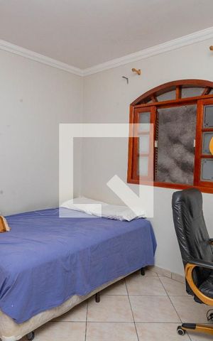 Casa à venda com 225m², 5 quartos e 1 vaga Casa à venda com 225m², 5 quartos e 1 vagaQuarto 1