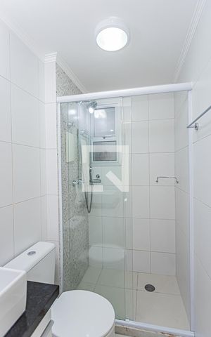 Apartamento para alugar com 61m², 3 quartos e 1 vaga Apartamento para alugar com 61m², 3 quartos e 1 vagaBanheiro