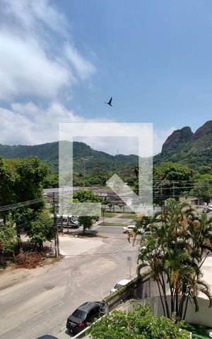 Apartamento à venda com 72m², 3 quartos e 1 vaga Apartamento à venda com 72m², 3 quartos e 1 vagaVista
