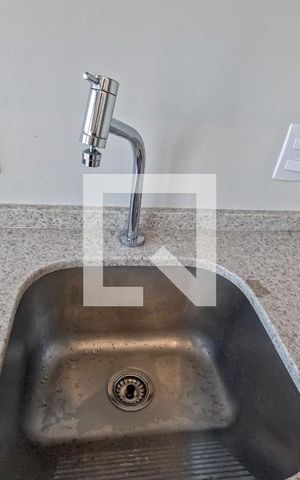 Studio para alugar com 44m², 1 quarto e 1 vaga Studio para alugar com 44m², 1 quarto e 1 vagaÁrea de Serviço