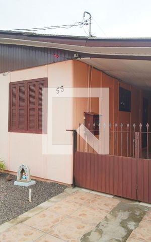 Casa à venda com 140m², 3 quartos e 2 vagas Casa à venda com 140m², 3 quartos e 2 vagasÁrea Externa