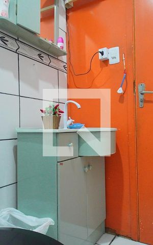 Casa à venda com 140m², 3 quartos e 2 vagas Casa à venda com 140m², 3 quartos e 2 vagasBanheiro