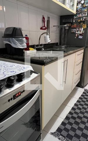 Apartamento para alugar com 70m², 2 quartos e 1 vaga Apartamento para alugar com 70m², 2 quartos e 1 vagaCozinha - Armários