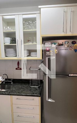Apartamento para alugar com 70m², 2 quartos e 1 vaga Apartamento para alugar com 70m², 2 quartos e 1 vagaCozinha - Armários