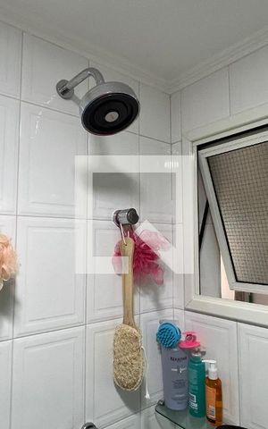 Apartamento para alugar com 70m², 2 quartos e 1 vaga Apartamento para alugar com 70m², 2 quartos e 1 vagaBanheiro