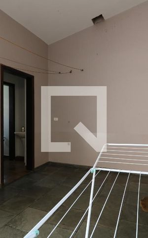Casa à venda com 300m², 4 quartos e 4 vagasÁrea de Serviço