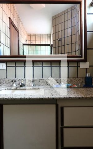Casa à venda com 300m², 4 quartos e 4 vagasBanheiro Socail
